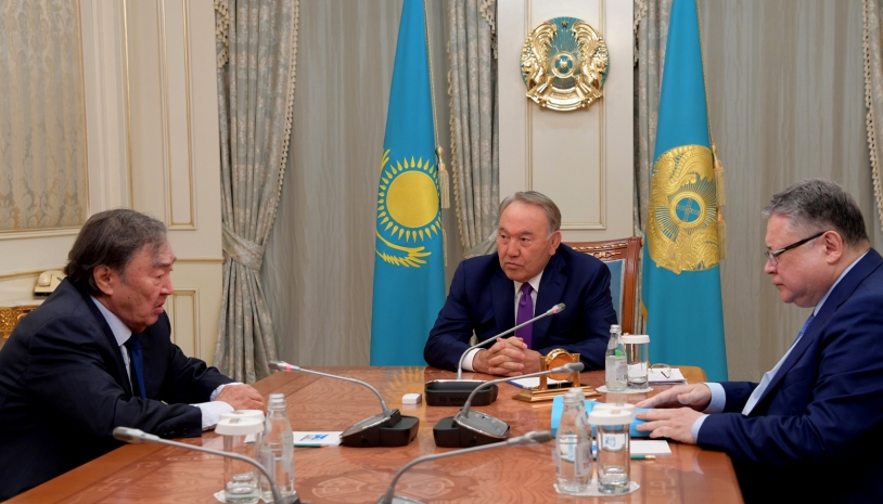 Нурсултан Назарбаев встретился с Олжасом Сулейменовым