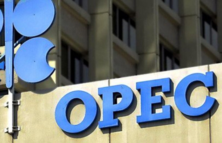Мировые цены на нефть снижаются в ожидании встречи ОПЕК