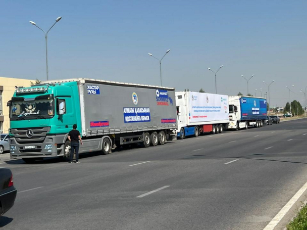 120 тонн гуманитарной помощи отправлено из Алматы в Костанайскую область
