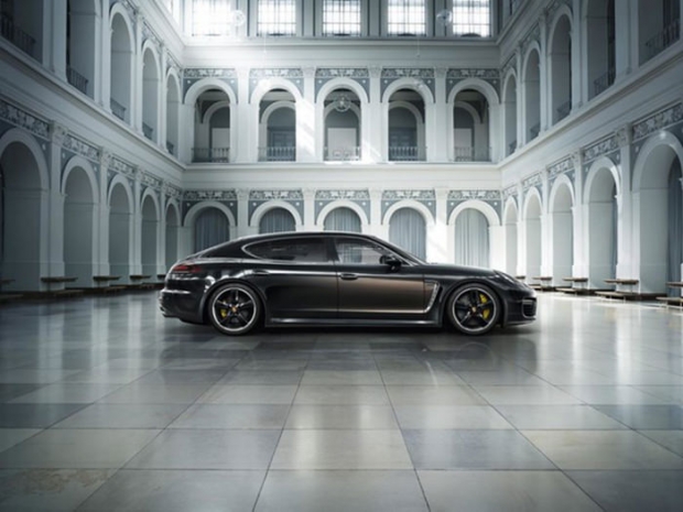 Porsche показала самую дорогую «Панамеру»