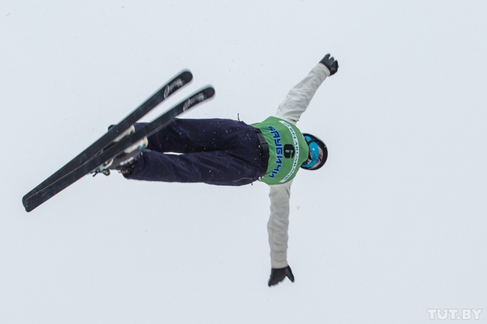 Вторую квалификацию на чемпионате мира по фристайлу выиграли две казахстанки