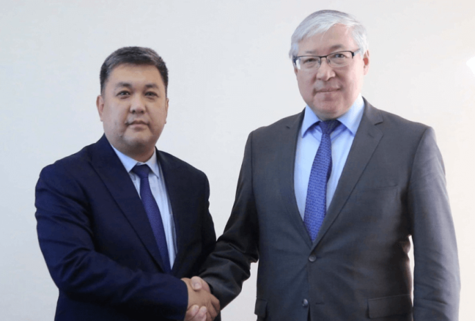 Во взяточничестве подозревают акима города Сатпаева