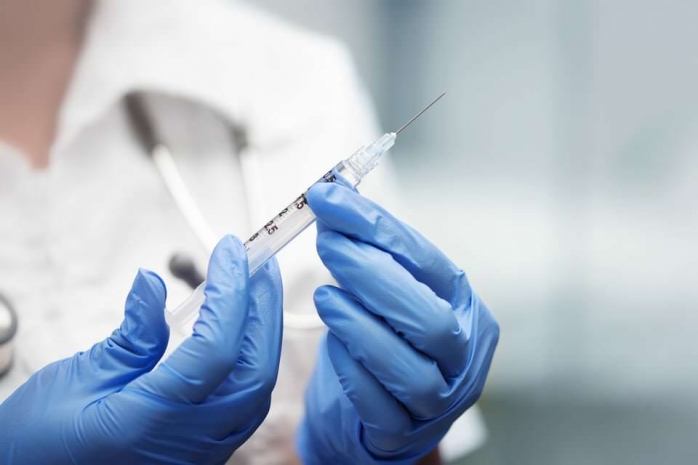 В Казахстане продолжается дискуссия о выборе вакцины для детей