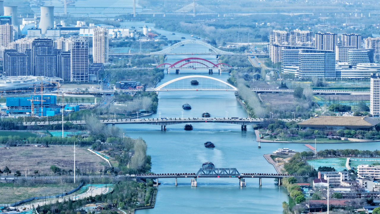 Три ключевые трансформации: секрет превращения Китая из «мировой фабрики» в «мировой рынок»