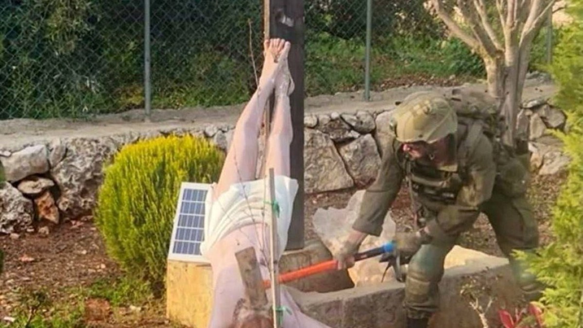 Израиль Ливандағы Иса мүсінін қиратқан сарбаздарын түрмеге отырғызды