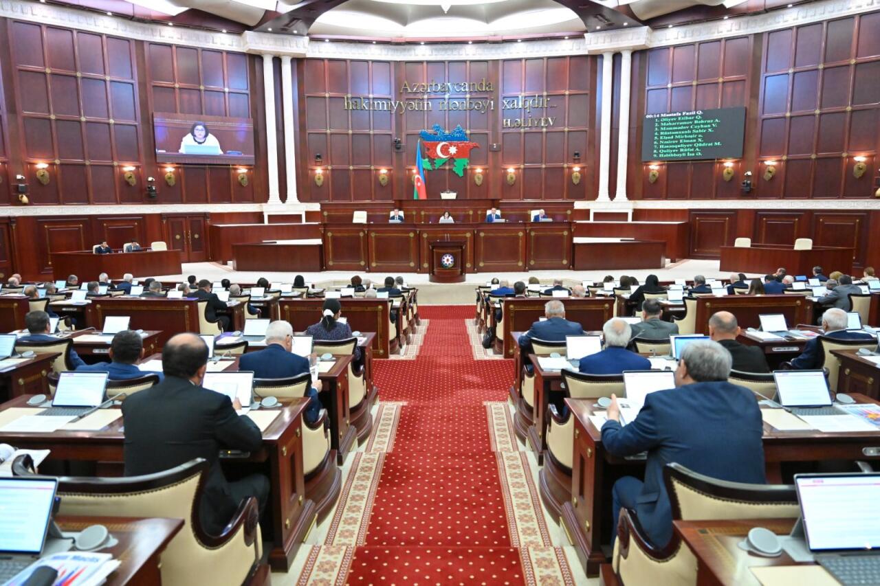 Милли Меджлис поздравил Президента Ильхама Алиева с присуждением «Премии Герники за мир и примирение»
