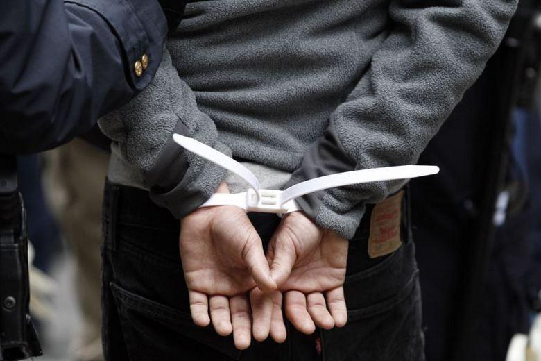 Директор школы, обвиняемая в мошенничестве, экстрадирована из Турции в Азербайджан