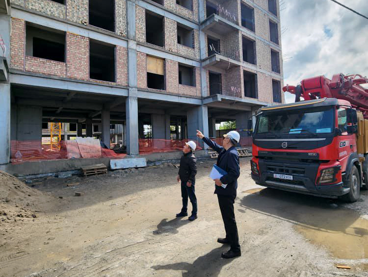 Нарушения техбезопасности. Ряду стройкомпаний в Бишкеке вынесены предупреждения