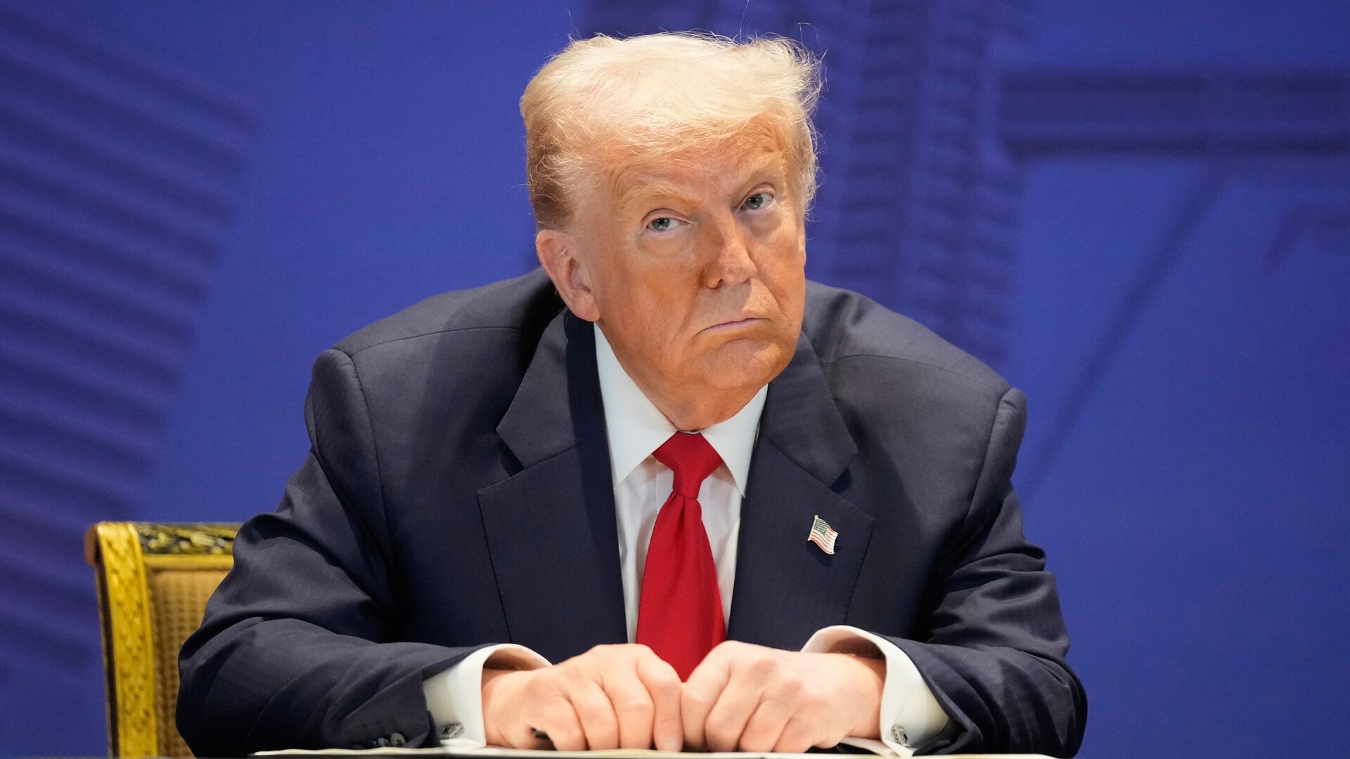 «Это нечто»: Трамп пообещал скорую публикацию секретных файлов об НЛО