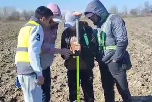 В Новопавловке строят дорогу. Владельцам полей компенсацию пока не выдали