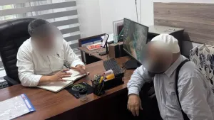 Орталық мешіт жанында көп әйел алу үшін қол жинады. Бішкек полициясы тергеуге дейінгі тексеруді бастады