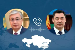 Садыр Жапаров поздравил Касым-Жомарта Токаева с победой