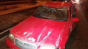 Девушкам чудом удалось выжить после ДТП в Алматы. ВИДЕО, ФОТО