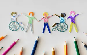 Премьер-министр потребовал устранить барьеры для людей с инвалидностью