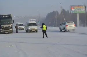 Школьники из-за непогоды застряли в снежном плену