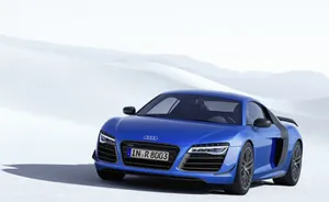 Появился первый автомобиль с лазерными фарами в «базе». Фото