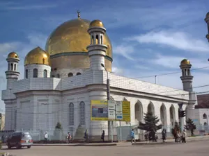 Центральная мечеть Алматы опровергает обвинения «ученицы» медресе