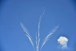 Грандиозное шоу в небе устроили военные летчики Казахстана