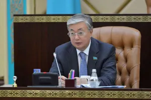 Казахстанские сенаторы перечислят однодневный заработок нуждающимся