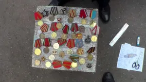 Группа воров пыталась сбыть 29 военных орденов ветерана ВОВ