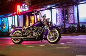 Softail Deluxe – классический Harley-Davidson с душой каферейсера