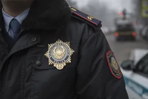 К 12 годам приговорен полицейский за «крышевание» притона в Актау