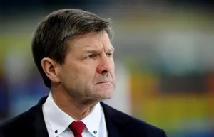 Клуб «Слован» расторг контракт с тренером Ростиславом Чадой