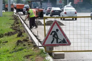 Движение по улице Строительная ограничат в Алматы