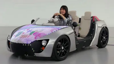 Toyota Camatte покажет картинки на… капоте!