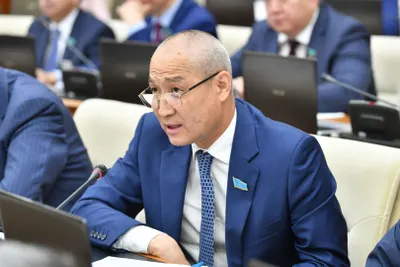 Барлыққа ортақ дін ислам болуы керек – депутат Едил Жанбыршин