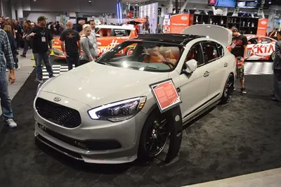 SEMA 2014: Kia представила 650-сильный седан K900